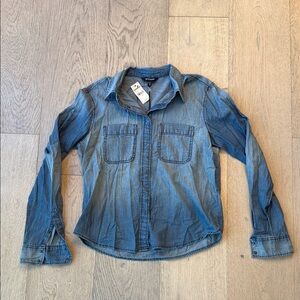 Express Light Blue Denim Shirt – Size XS – NWT